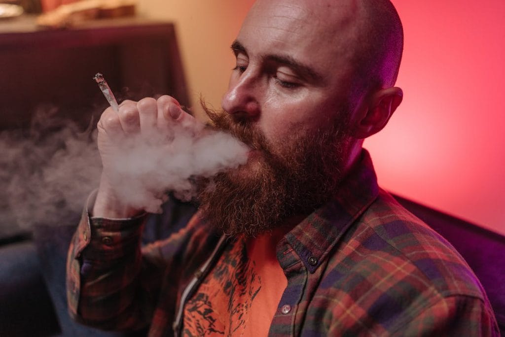 How to Smoke Weed | Get Kush Canada